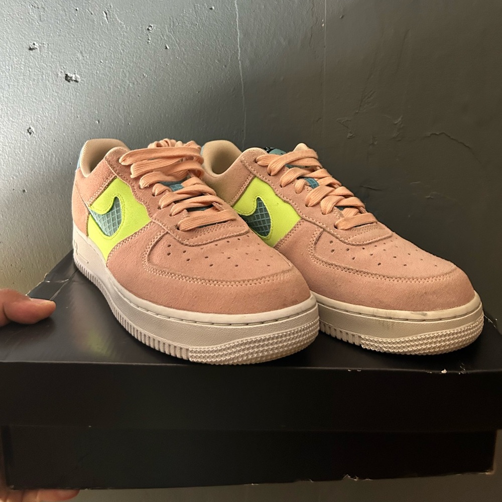 Air Force 1 Low “Coral Aqua”